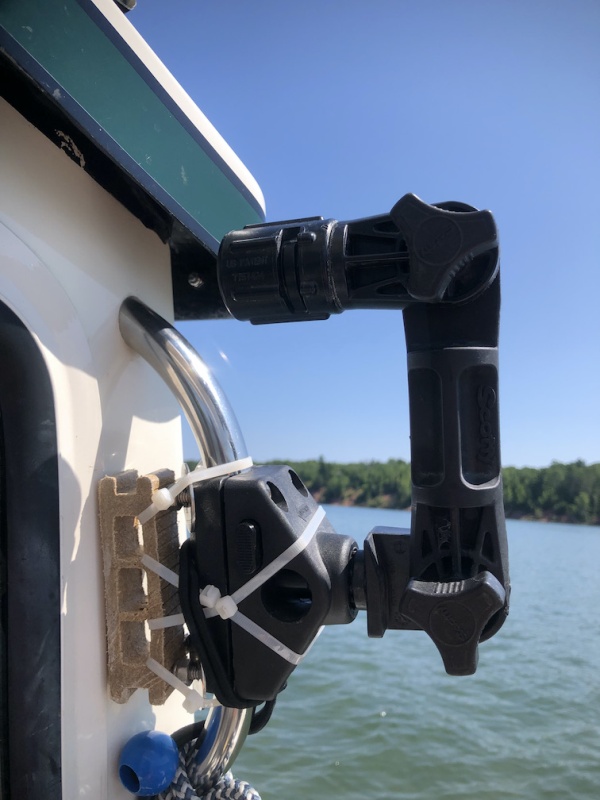 Scotty replacement hand hold--Added a Scotty extender with a Gear-Head mount to replace the hand hold I used for the rod holders.