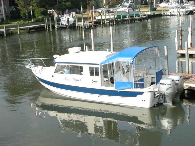 Sea Angel with camper back;
even at 6'2" I fit under it.
(SOLD  23 Jan 2015)