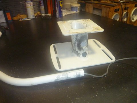 Sea view radar mount's coating flaking off in just a little over three years. It does not look to be any primer. The coating is just flaking the aluminum off in big pieces. Looks shabby no other issues with product's quality except the durability of the coating