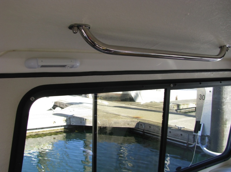 Secure Grab Bar and LED light over Dinette