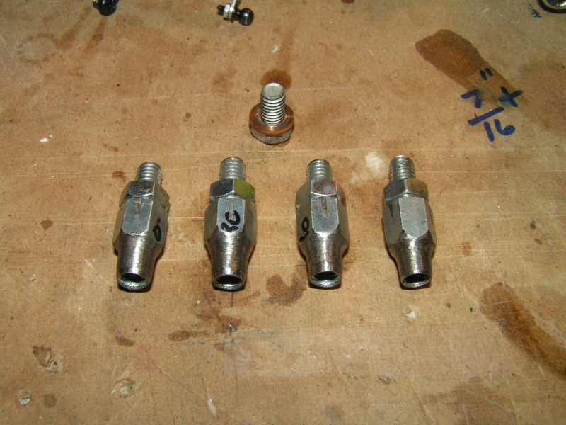 Set of four vacuum fittings