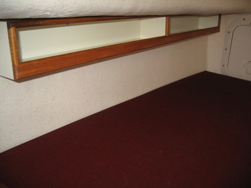 Side storage compartment in berth.