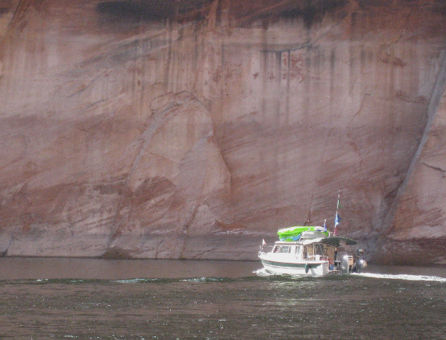 Small Boat Big Canyon - Laurna Jo in Long Canyon 9-19-09.Sized