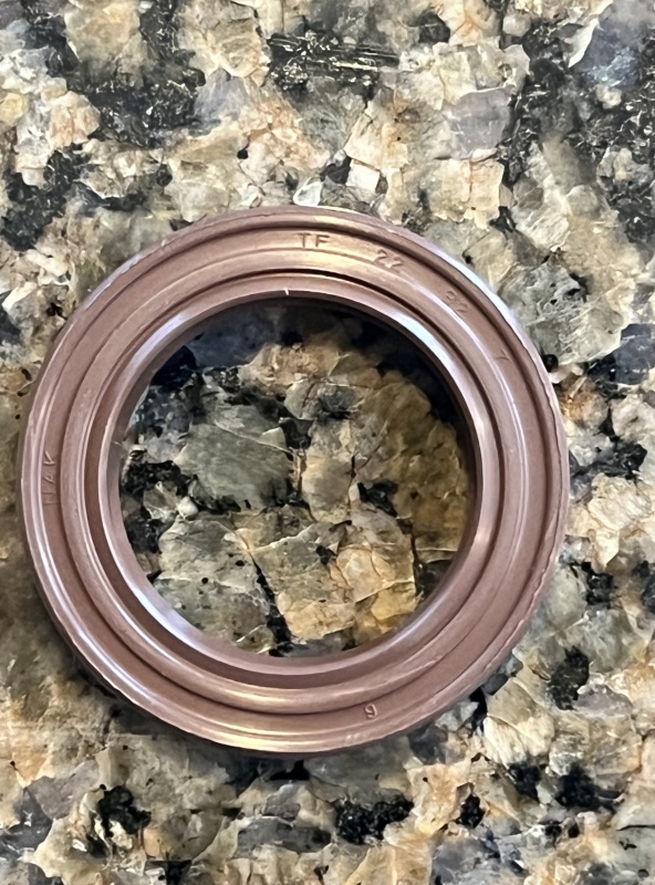 Small oil seal
