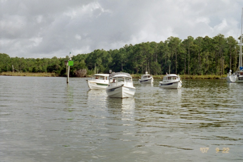 So nice to see more than one C-Dory for a change ! Gathering NC 07