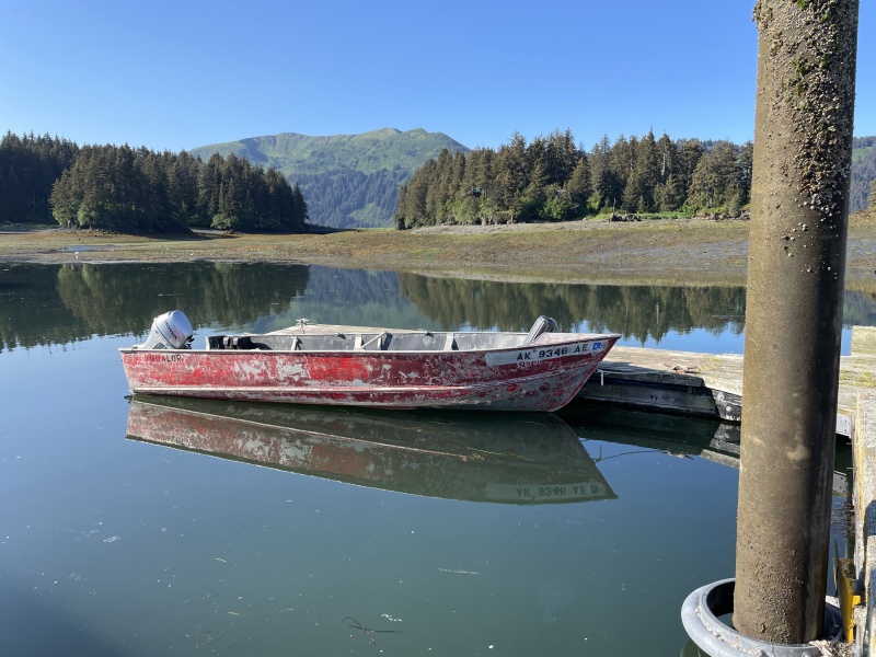 ?SS Squalor?: enjoying a meager life in a beautiful place