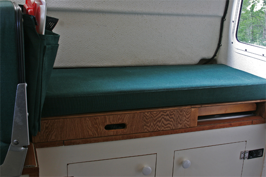 Starboard bench position. Wallas heater can be used with starboard bench seat in place.