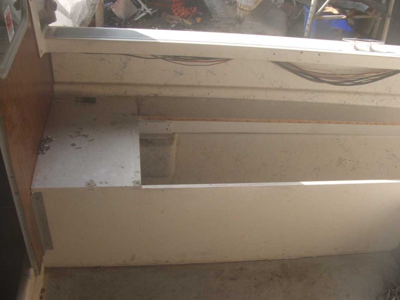 Starboard-forward view:  Permanent cover attached for a place to step