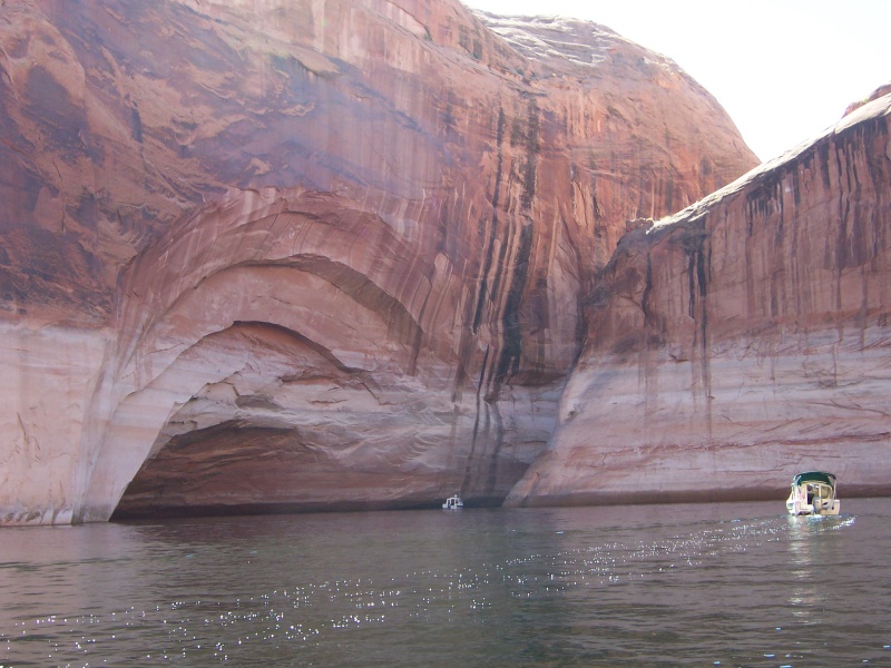 Starting into the narrow canyon that takes you to Cathedral in the Desert in Clear Creek Canyon 9-27
