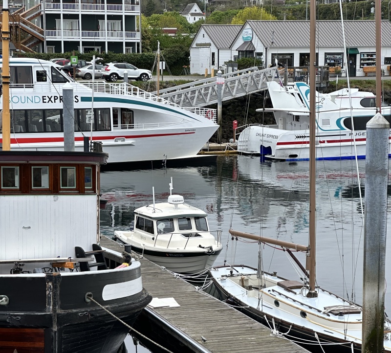Stopped in Point Hudson for some Breakfast