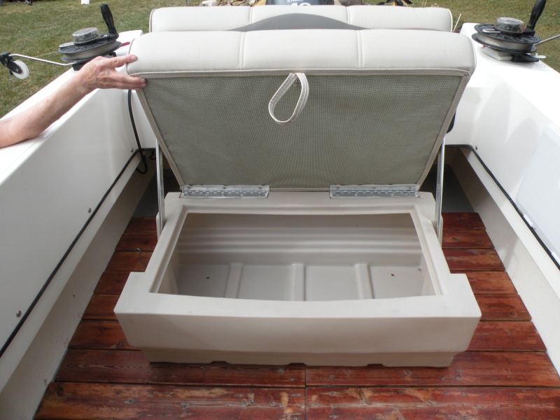 storage in Wise seat