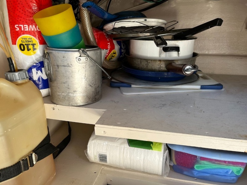 StorageUnderSinkStove3