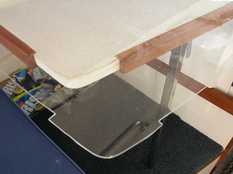 Table top cut pattern aft isle edge