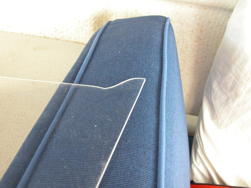 Table top fwd outboard edge pattern