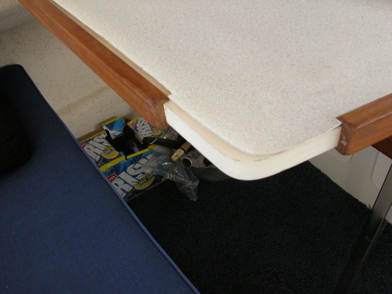 Table top marine vinyl cover without plastic cover