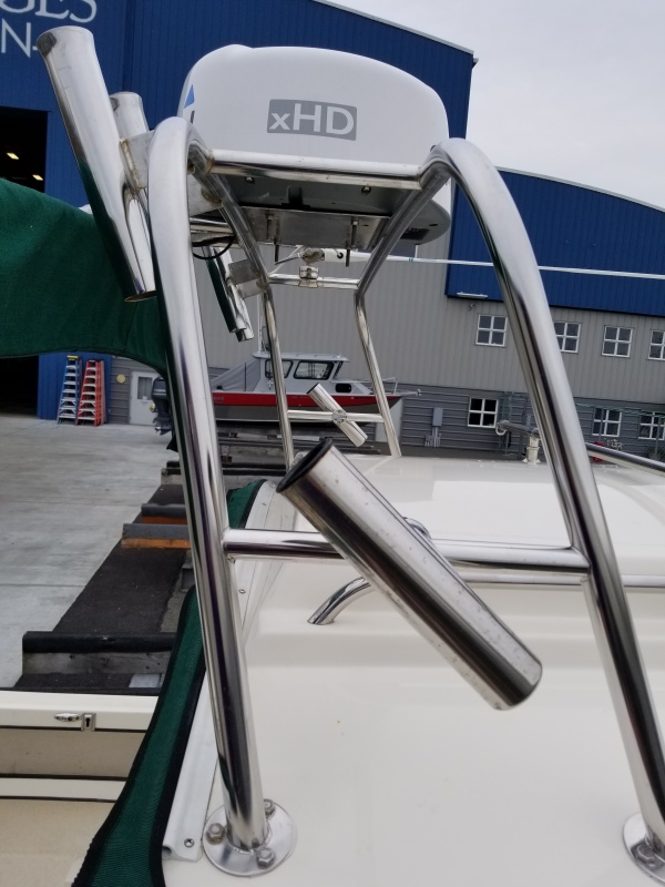 Tall Radar Arch
Fishing Rod Holder
Garmin 18xHD Radar