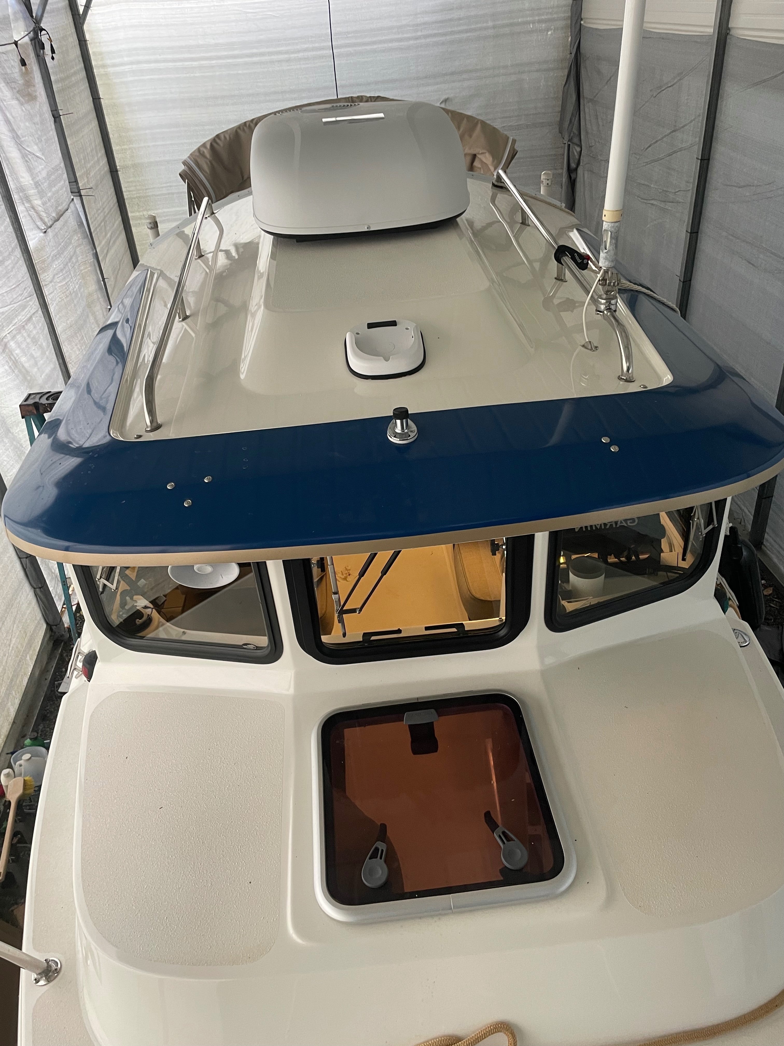 Thankfully the cabin top has a FLAT area on which to mount