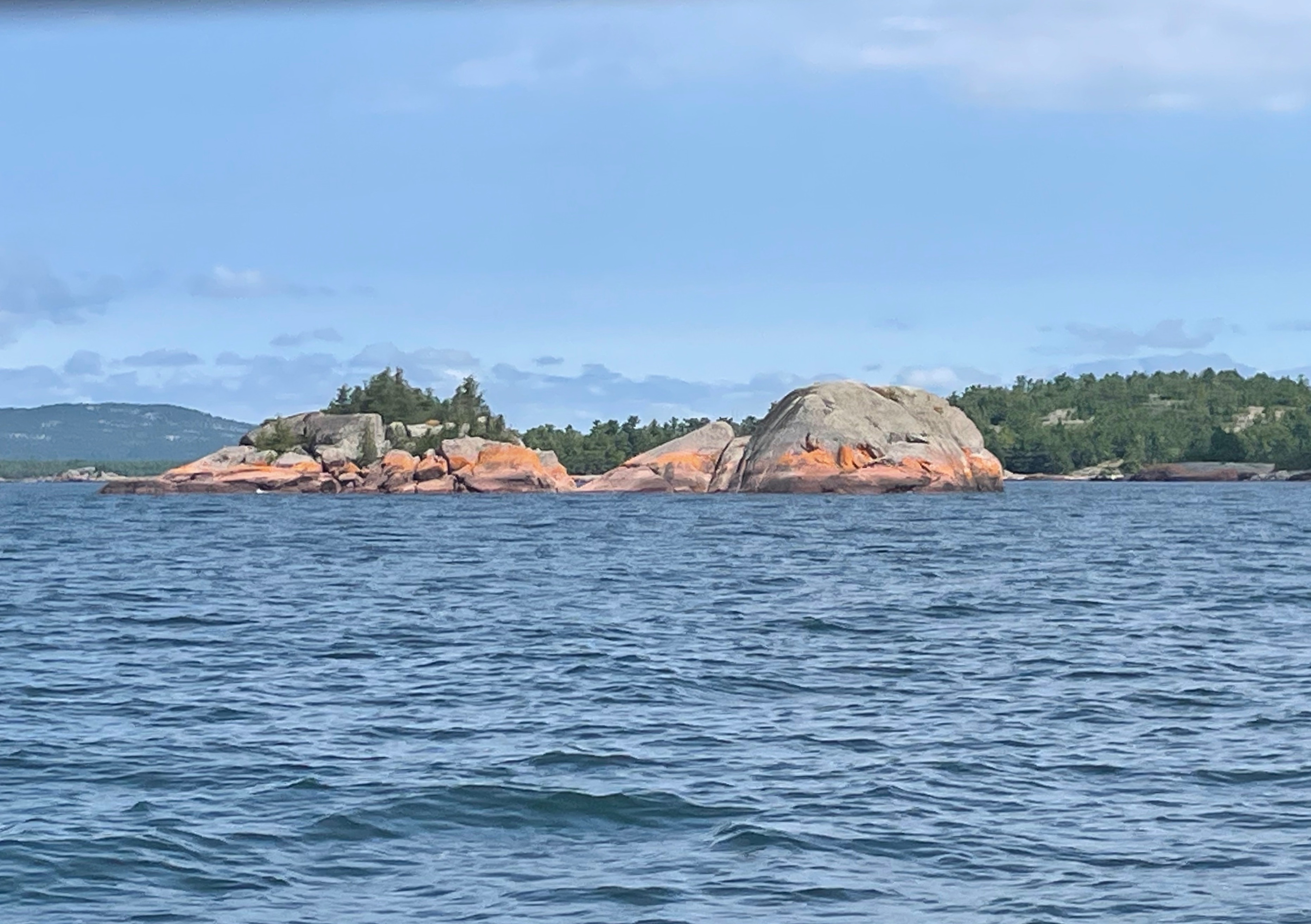 The Benjamin Islands…  more pink granite…  the scale is impressive