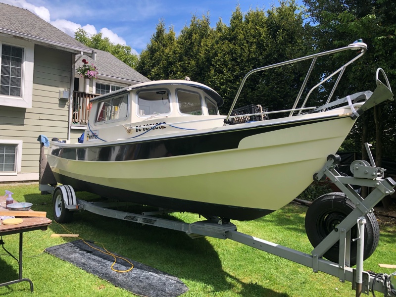 The boat looks great!
The yard not so much