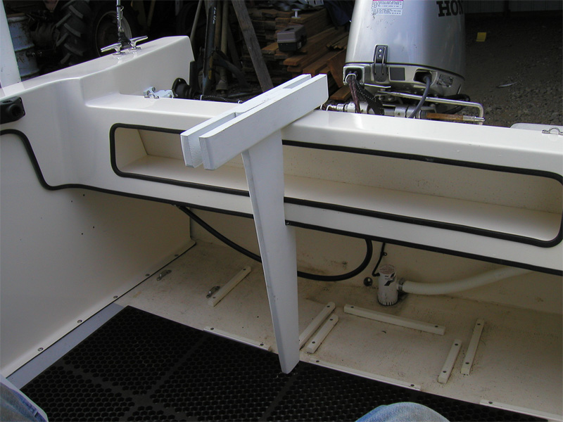 The center support in place