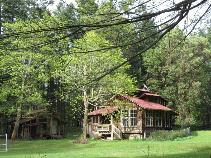The current schoolhouse, built in 1980