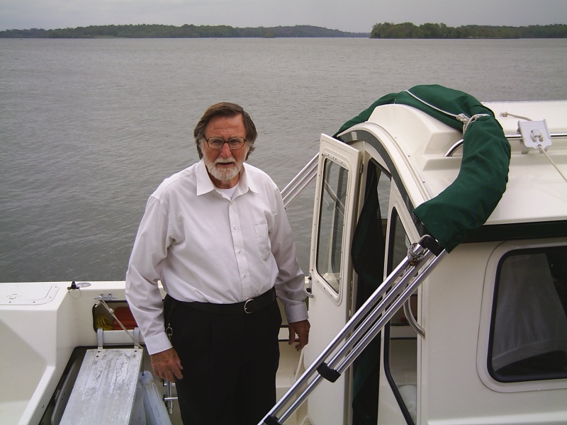 The famous Bill Russell from the "Bill & Ed trip to the Keys" ties up