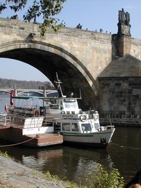 TourBoatsByBridge