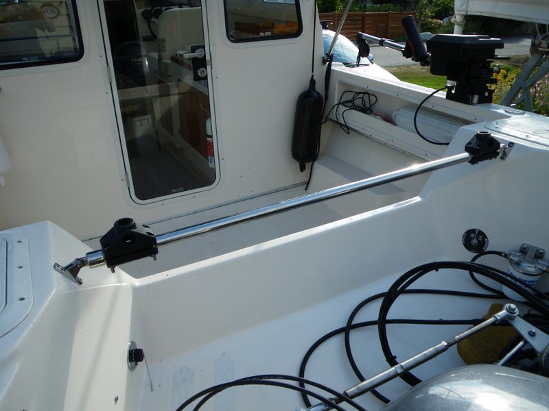 Transom Bar