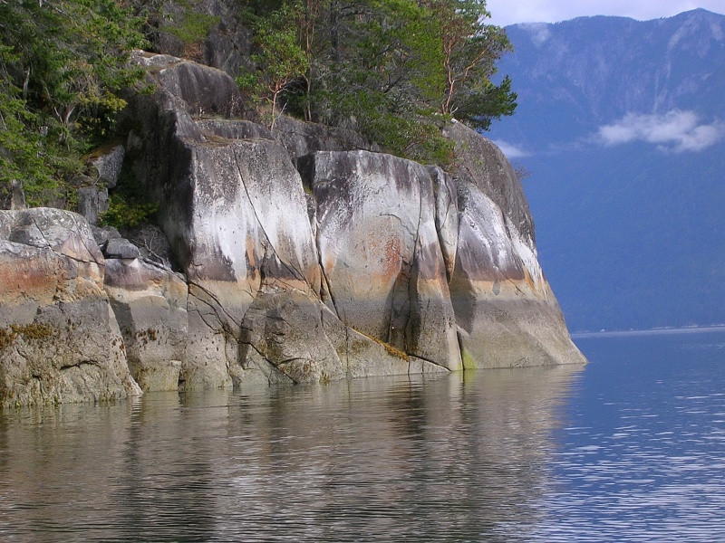 (True Story) Colorful rocks at Desolation Sound