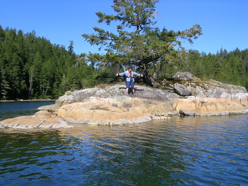 (True Story) "Pams Island" in Lagoon