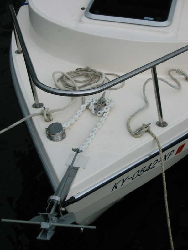 Two bow cleats