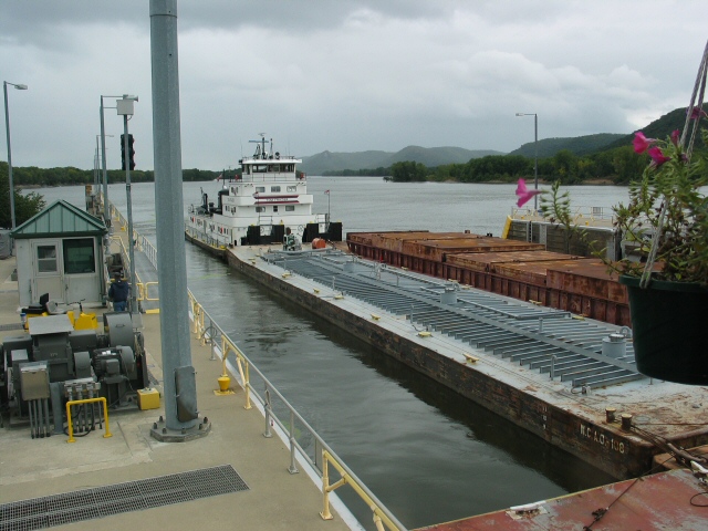 Upbound tow enters lock
