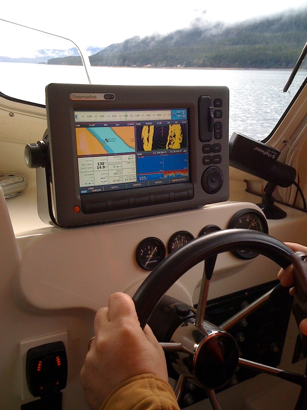 View of Raymarine c90w chartplotter