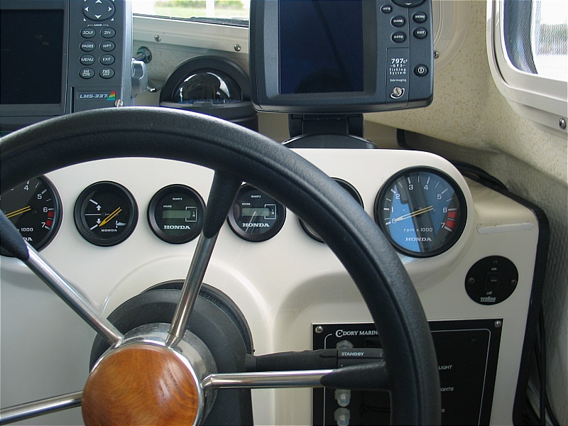 Wallas on-off switch to starboard.